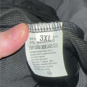 Black 3XL tank top with silver heart